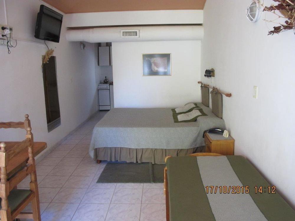 Las Bardas Hotel Puerto Madryn Exterior photo